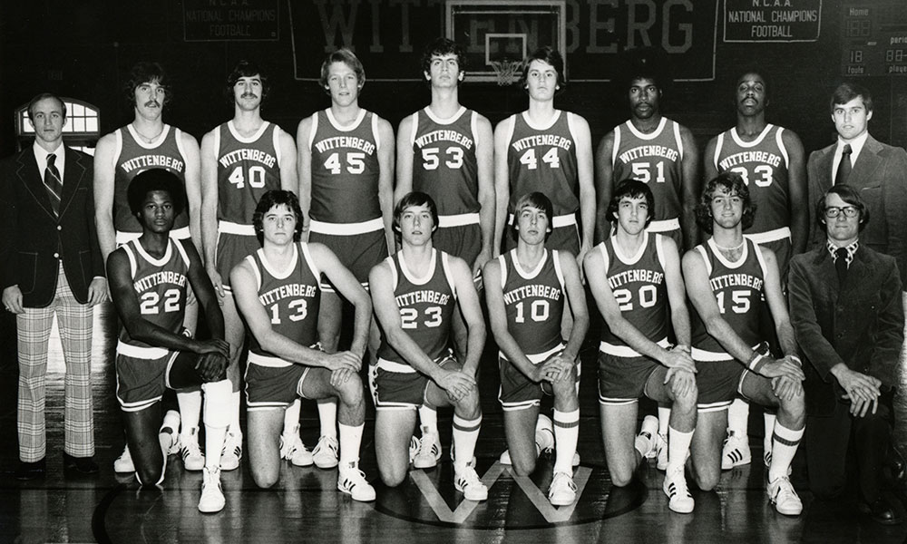 1976-77 Men's Basketball Team Photo